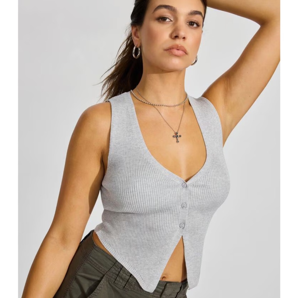 Garage Bare V Neck Vest Light Gray Ribbed Button-Front Tank Top